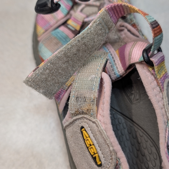 Keen Kids Newport H2 Girls Multicolor Washable Sandals Pink Gray Size 2 - Picture 9 of 12